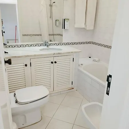 Balaia Golf Village T2 A 10 Minutos Da * Olhos de Agua (Albufeira)