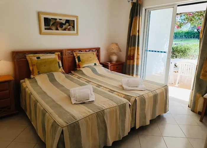 Balaia Golf Village T2 A 10 Minutos Da